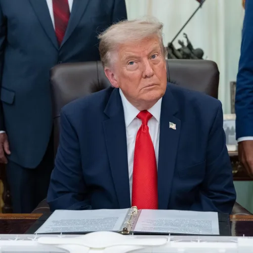Trump Announces Historic Gaza Disarmament Agreement, Says Hamas and Armed Groups to Lay Down Weapons