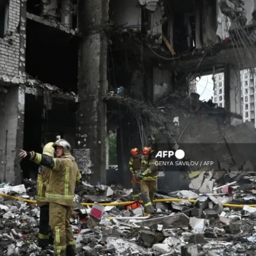 Russian strikes on Kyiv kill nine, injure 28