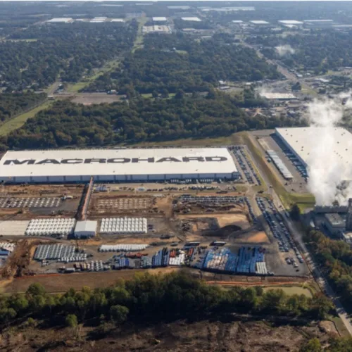 SpaceX Agrees to Remove Temporary Gas Turbines at Colossus Data Center By 2027