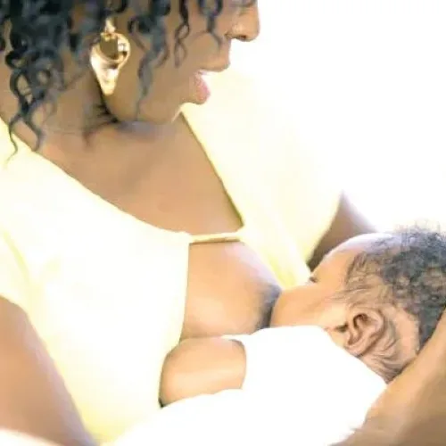 How six months’ maternity leave helps mothers recover, babies thrive