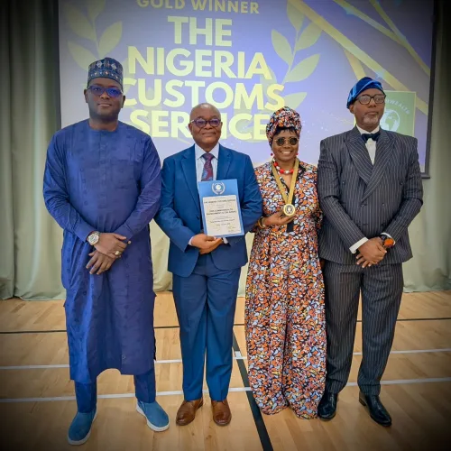 Customs Cares Wins Commonwealth Gold Award For CSR