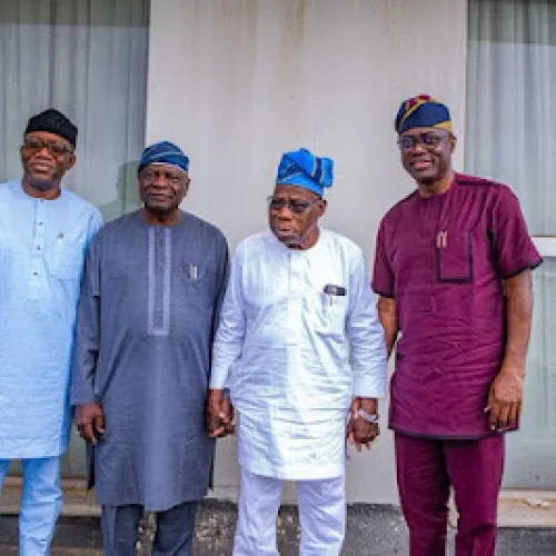 2027 : Makinde, Fayemi, Oyinlola Meet Obasanjo in Abeokuta