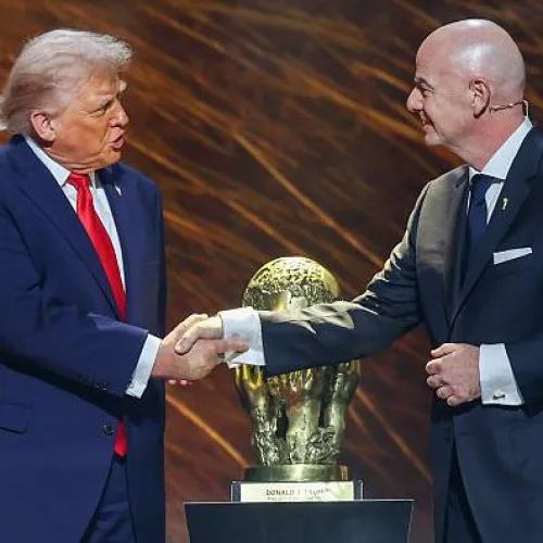 Infantino seeks Trump backing as FIFA leadership crisis deepens