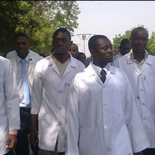 Resident doctors, FG enter into truce to suspend planned strike