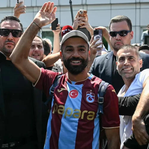 Salah arrives in Turkey for Trabzonspor talks