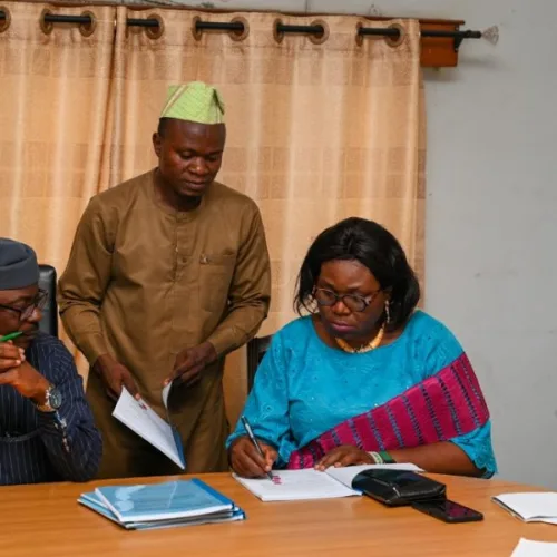 Oyo awards N3.5bn contracts to upgrade three rural markets under RAAMP