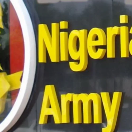 Army arrests two soldiers who served as bouncers at Peller’s wedding