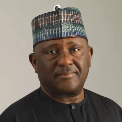 Professor Gwarzo felicitates Abdulsamad Rabiu on 66th birthday