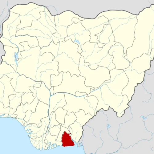 Two arrested in Akwa Ibom for digging up fresh corpse to steal, sell casket