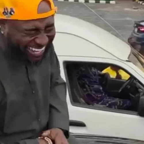 VIDEO: Davido storms Osun campaign rally, dances with Gov Adeleke