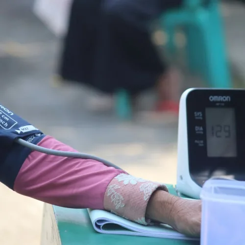 Lifestyle changes and blood pressure