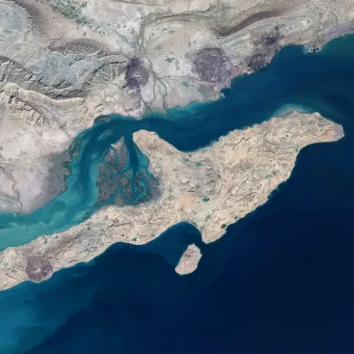 Iran sets tough conditions before reopening Strait of Hormuz