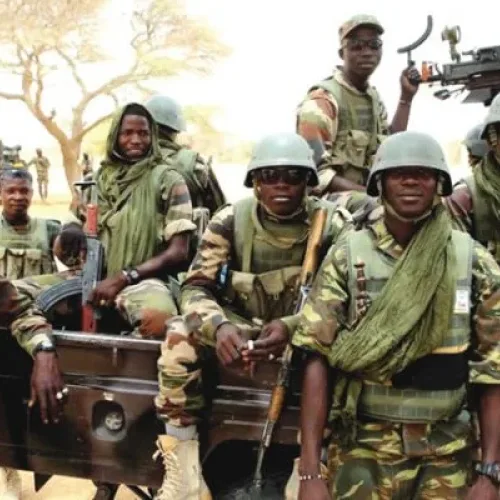 Soldiers kill kidnapper, rescue abducted farmer in Edo