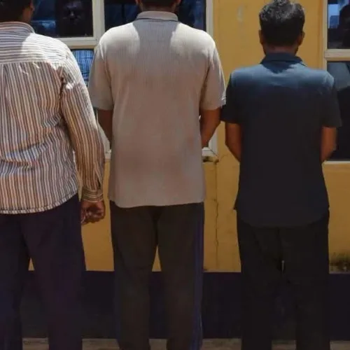 Police arrest five Pakistanis in Benue over ‘suspicious activities’, recover 35 mobile phones