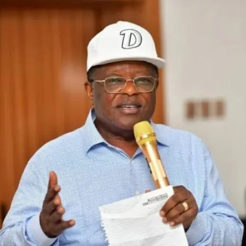 Umahi Warns Against Vandalism of Roads, Urges Nigerians to Protect Public Infrastructure