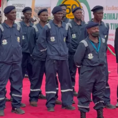 FG unveils guards to protect Lagos-Calabar coastal highway
