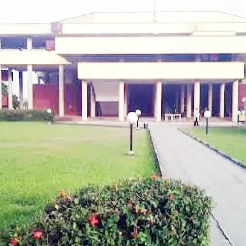 Lagos law student dies after jumping from four-storey building