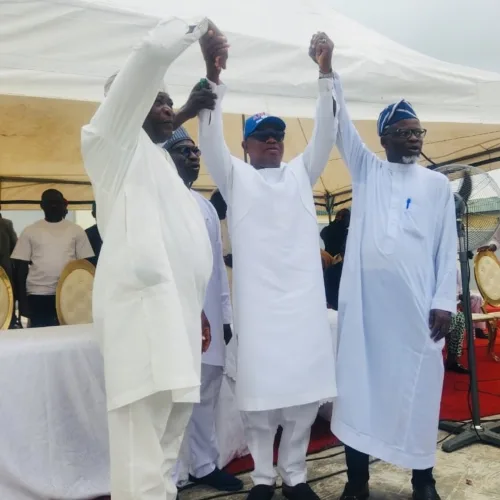 Osun APC guber candidate receives NASFAT’s prayer ahead of election