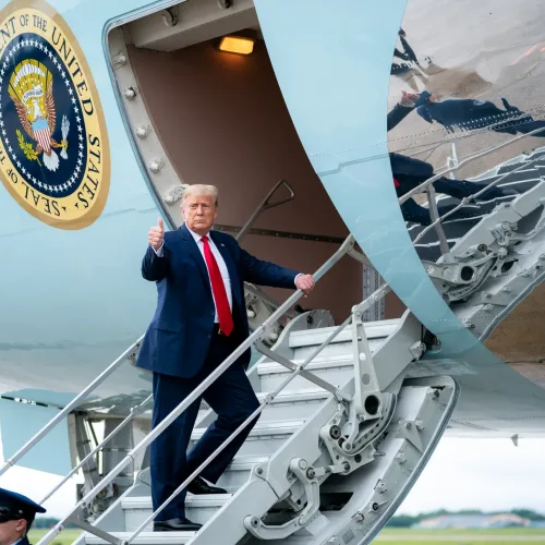 Trump secretly switched planes in Turkey over Iranian threat – Report