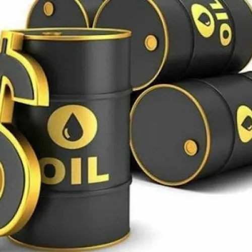 Oil prices rise as Hormuz tensions, supply disruptions persist
