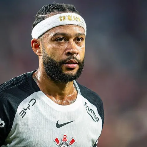 Depay says Corinthians ‘unacceptable’ as contract ends