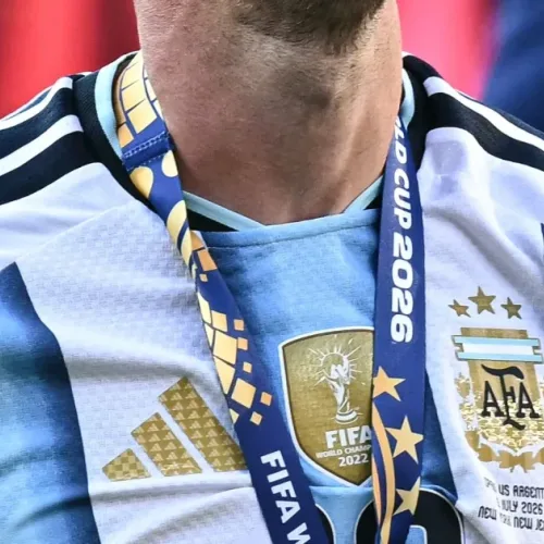 Stay strong, Ronaldo comforts Messi following father’s death