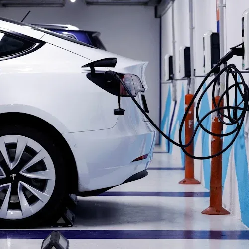 Govt approves tax waivers for 4,000 electric vehicles