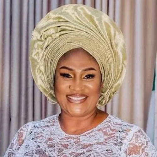 Osun poll: Police commissioner preaches calm as Adeleke’s wife leads women protest  