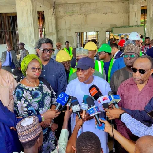 FG set to roll out 10,000 E-vehicles, charging stations across six states 