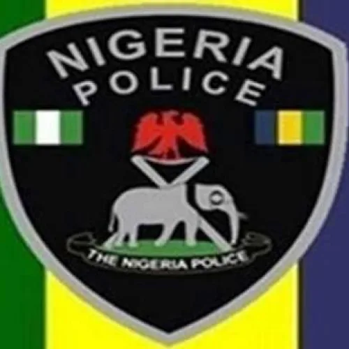 Osun election: Police allegedly disrupt election materials distribution, teargas voters, INEC officials