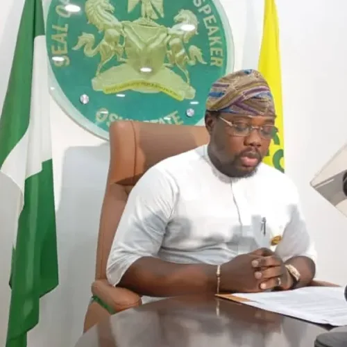 Osun Poll: Police dispute Speaker’s siege claim, nab 300 at politician’s residence
