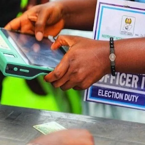 Osun election: BVAS failure denies professor chance to vote in Ife