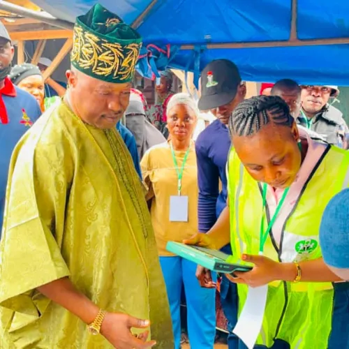 Oluwo Casts Vote, Urges Peaceful Participation In Osun Election