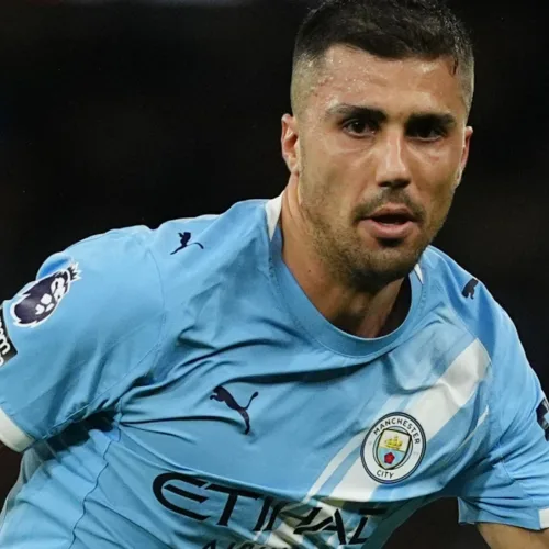 Barcelona agree £65m deal to sign Rodri from Man City