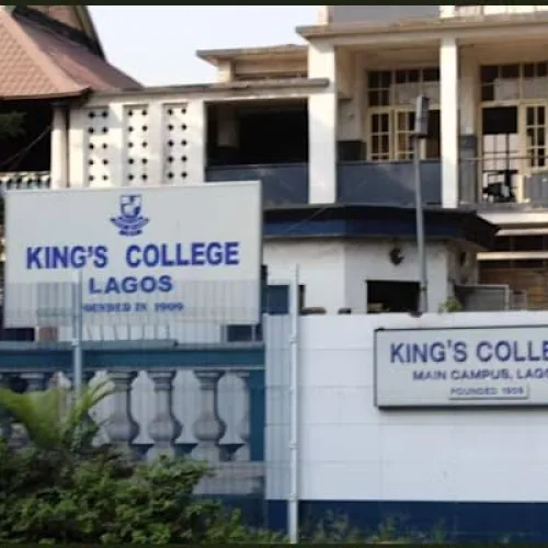 Concession of King’s College: Parents mobilise for protest