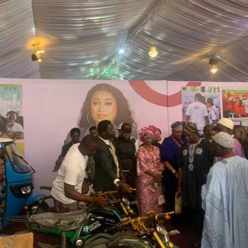 NDDC Director’s Wife Trains PWDs, Empowers Women In Ondo