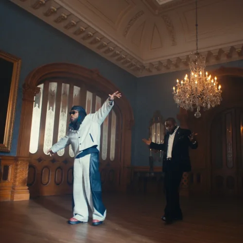 Davido &amp; Leon Thomas Make a Sweet Case for Loving Out Loud in “Tell Everybody”