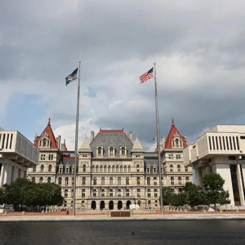 US charges woman with plot to blow up New York State Capitol