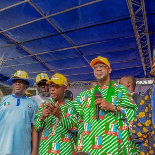 Abiodun Welcomes PDP, ADC Defectors to APC, Mobilises Ogun East for 2027