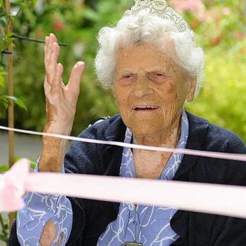 World’s Oldest Person, Ethel Caterham, Becomes First Brit to Reach 117