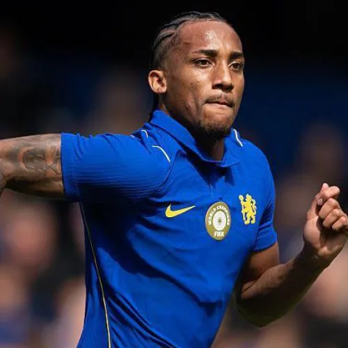Joao Pedro extends Chelsea stay