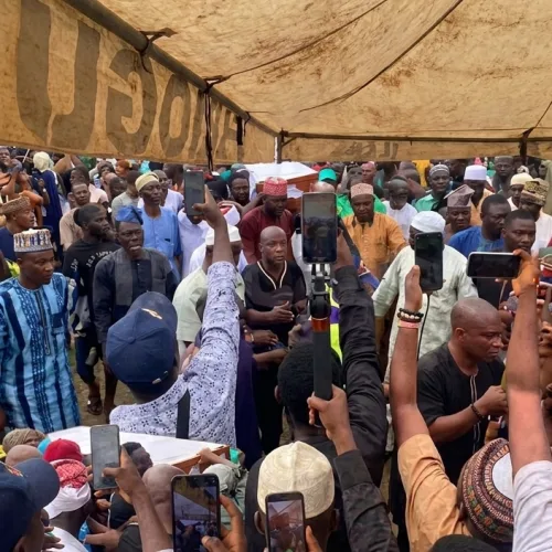 Remains Of Veteran Actor, Taiwo Hassan Arrive Prayer Ground In Ogun