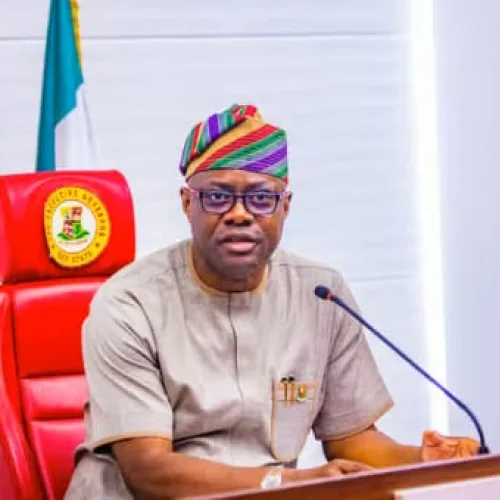 FG Sidelines Oyo Gov In Road Flag-Off Event, Govt Reacts