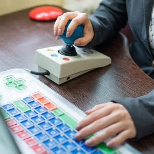 Technology key to learning, independence for people with special needs – W.TEC