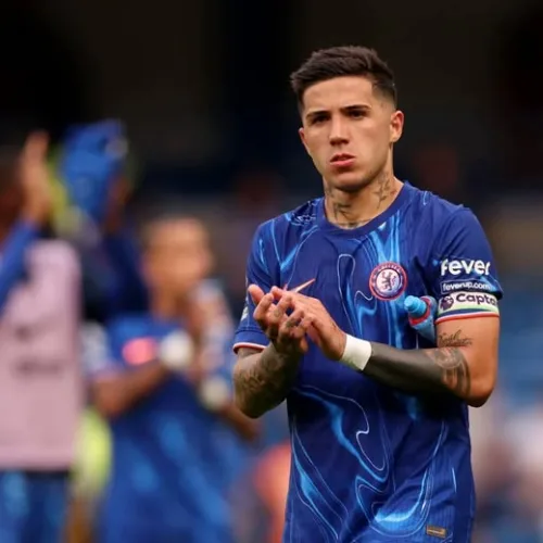 Manchester City prepare opening bid for £120m-rated Chelsea star Enzo Fernández