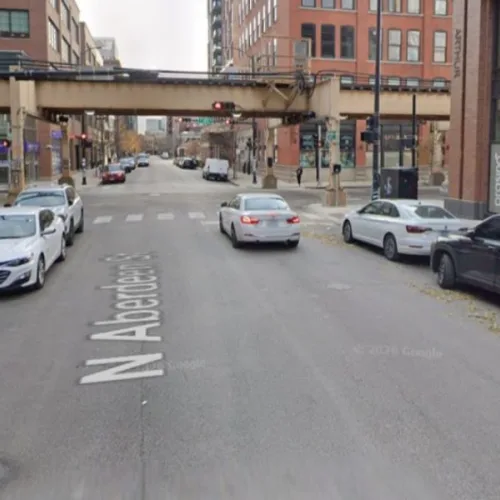 Suspects Smashed Windows and Broke Into 8 Cars Parked in Fulton Market in One Hour Early Tuesday Morning