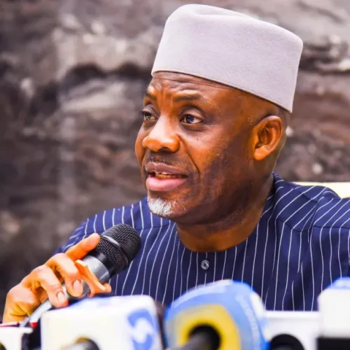 FG unveils N365m prize for top academic minds