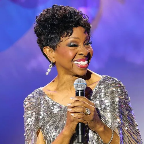 Gladys Knight breaks silence after ‘confused’ stage moments