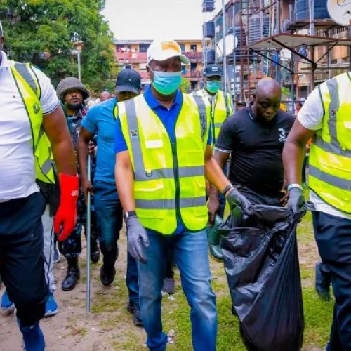 Lagos deploys 220 new compactor trucks to tackle mounting waste crisis