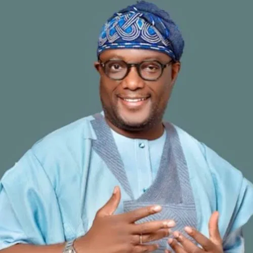 Lawmaker facilitates ICT centre for Igbogbo Baiyeku